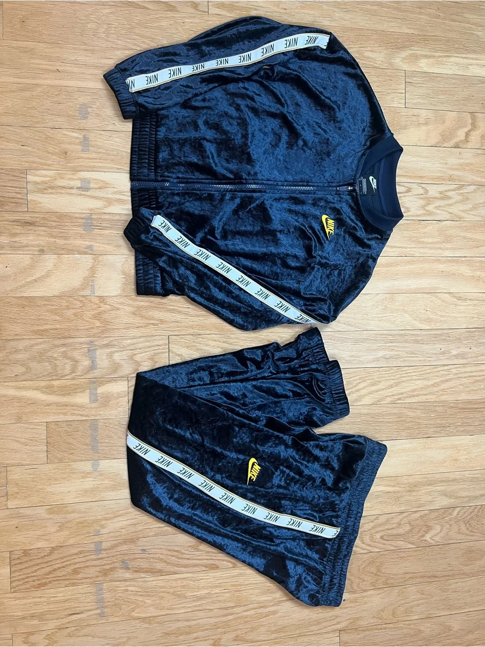 Nike Girls Blue Crushed Velour 2pc Tracksuit Set
